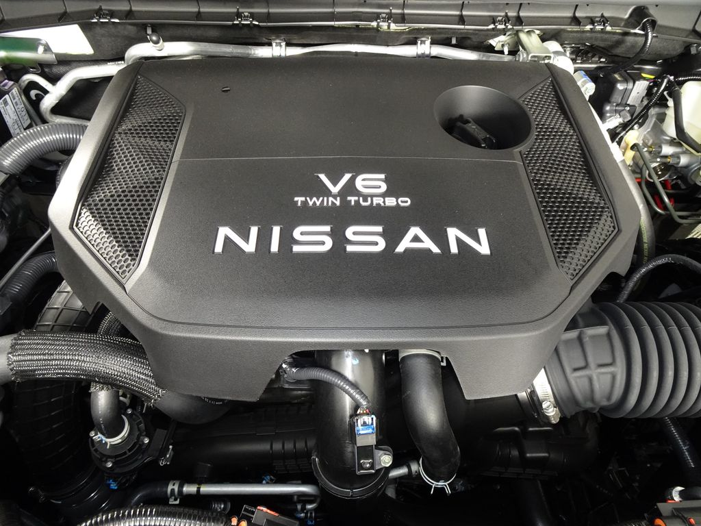 2026 Nissan Armada PRO-4X - Photo 10