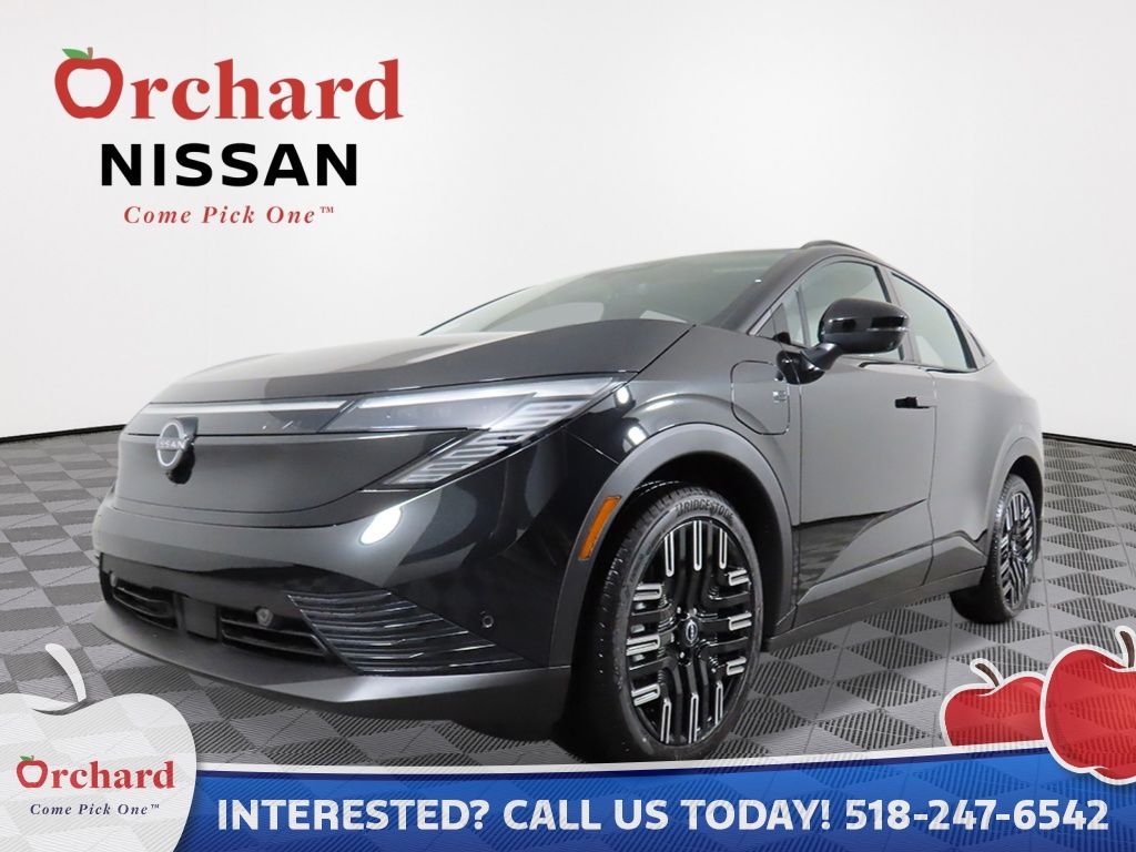 2026 Nissan Leaf Platinum+'s photo