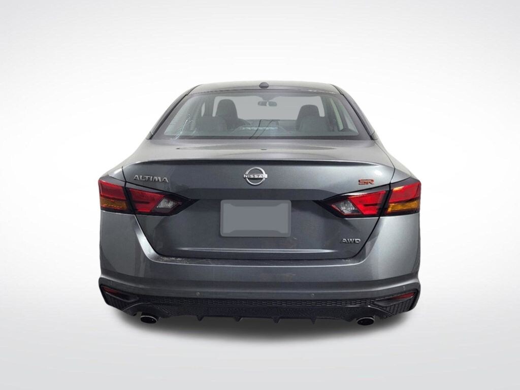 New 2026 Nissan Altima 2.5 SR Sedan