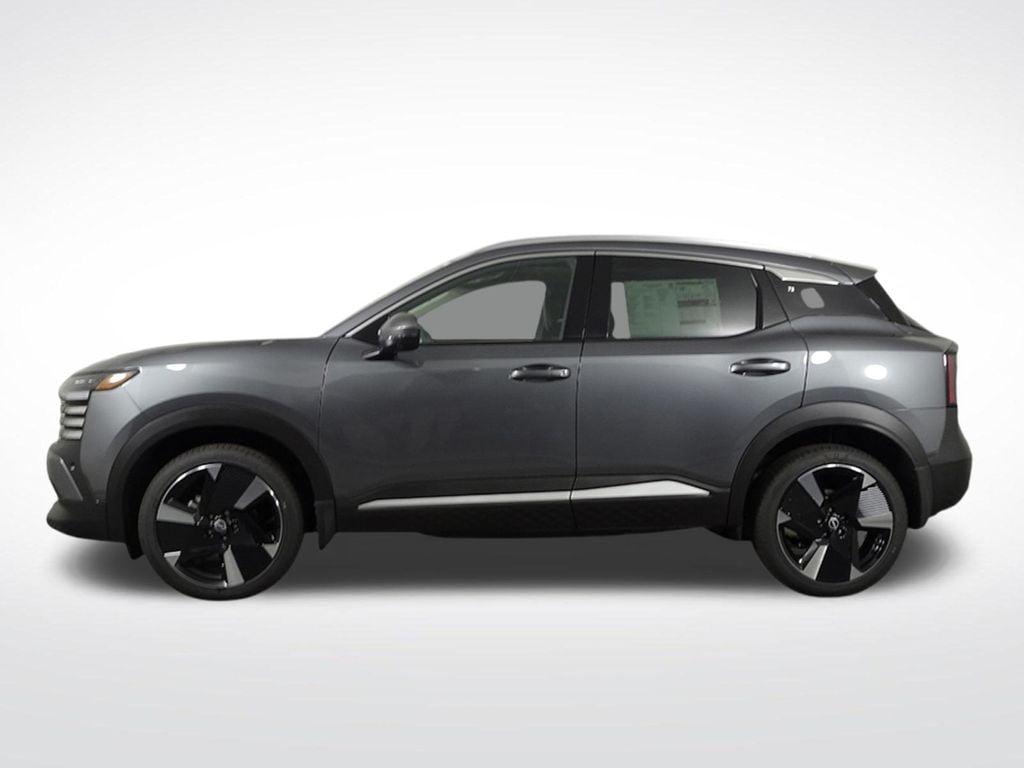 New 2026 Nissan Kicks SR SUV