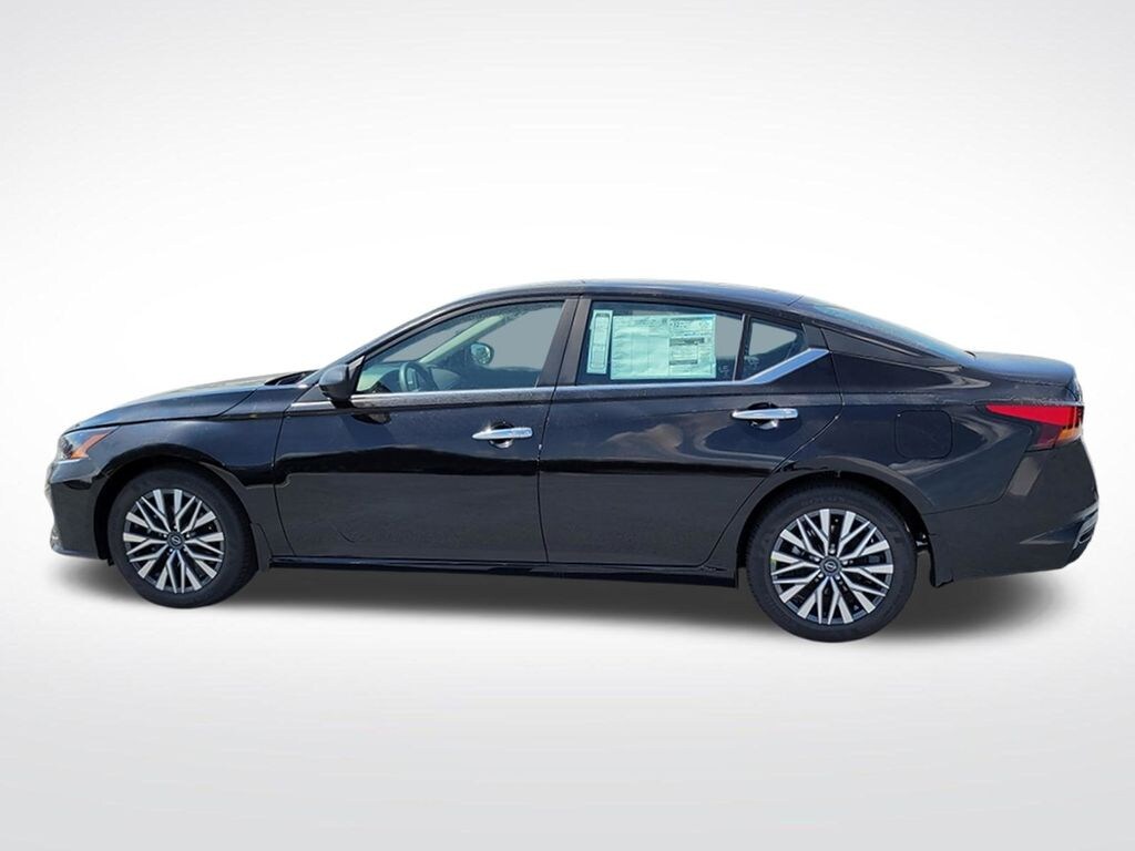 New 2026 Nissan Altima 2.5 SV Sedan