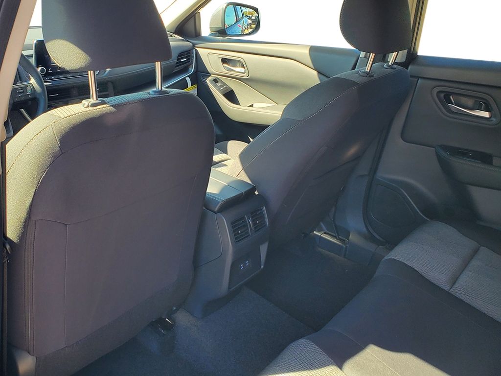 2026 Nissan Rogue SV - Photo 22