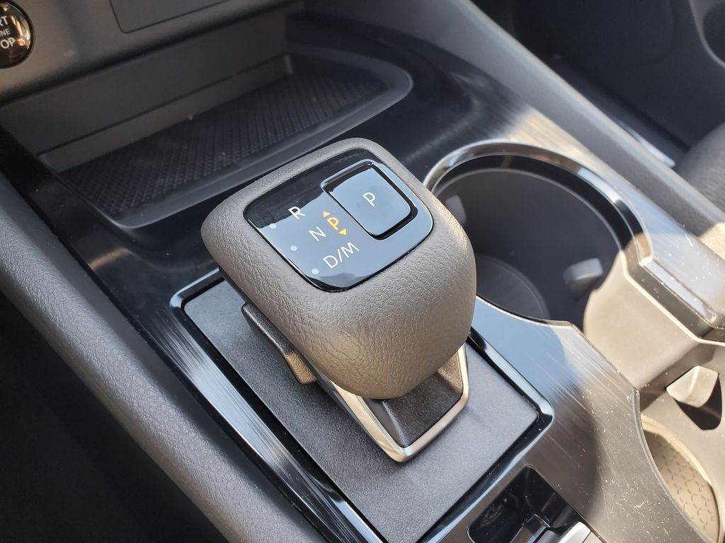 2026 Nissan Rogue SV - Photo 16