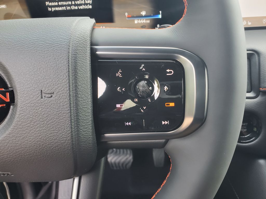 2026 Nissan Armada PRO-4X - Photo 16