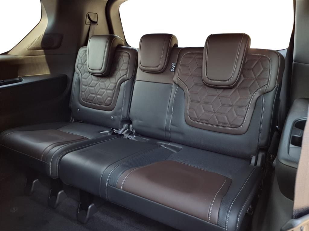 2026 Nissan Armada Platinum Reserve - Photo 25