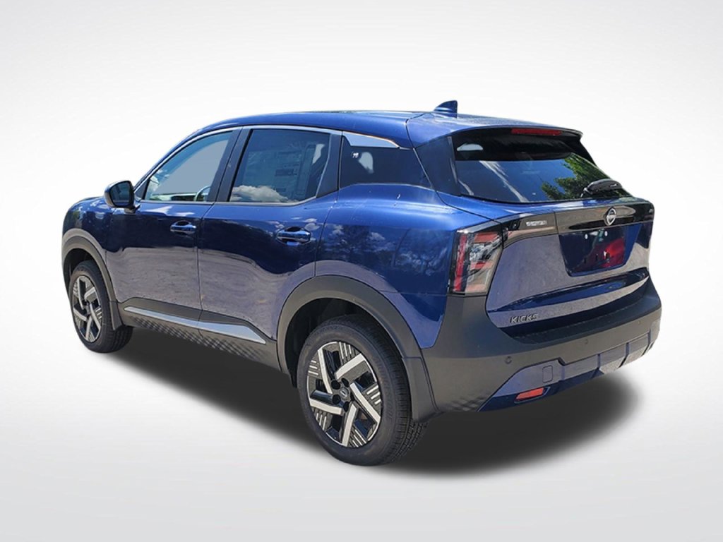 New 2027 Nissan Kicks SV SUV