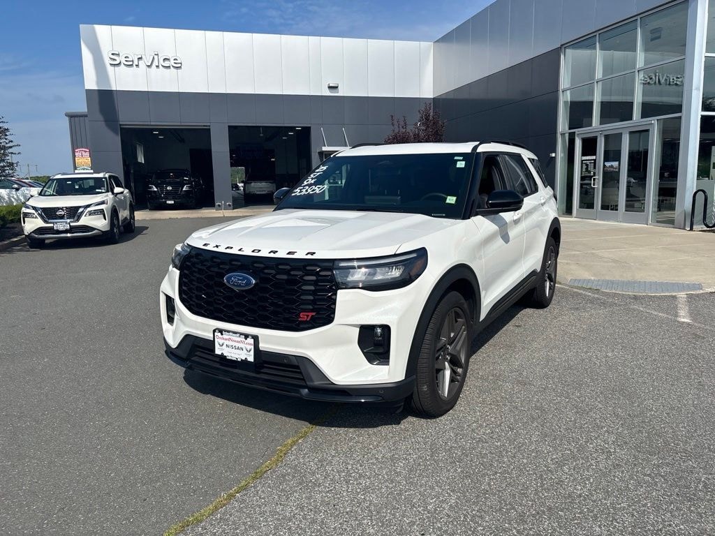 Used 2025 Ford Explorer ST SUV