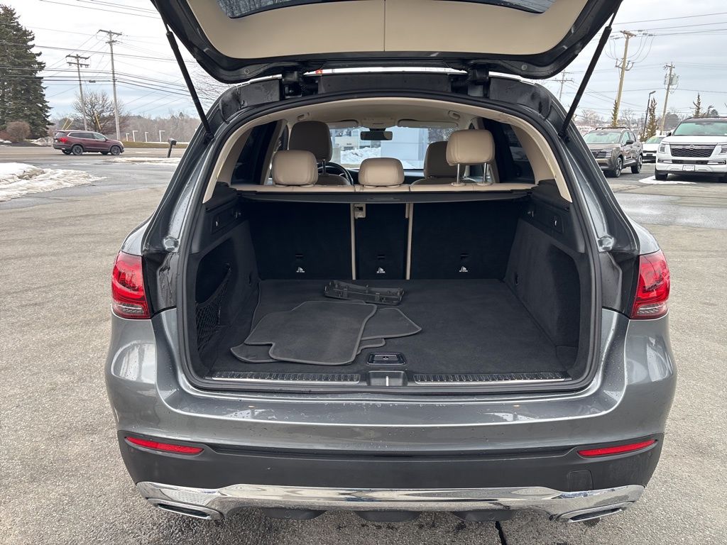 2021 Mercedes-Benz GLC GLC300 - Photo 24