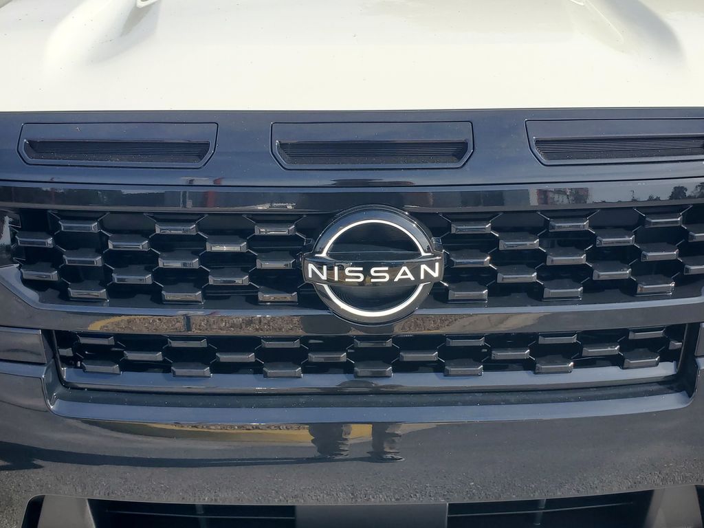 2026 Nissan Frontier SV - Photo 14