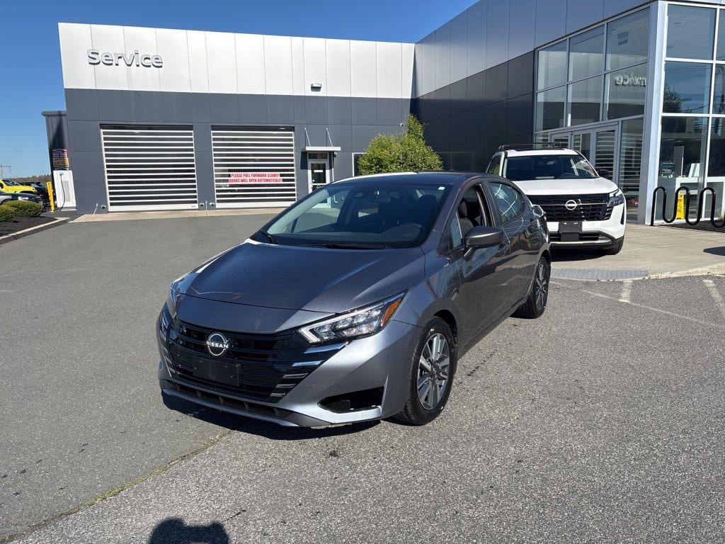 Used 2025 Nissan Versa 1.6 SV Sedan