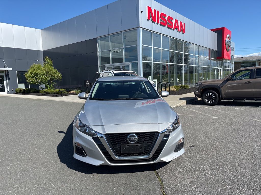 Used 2020 Nissan Altima S with VIN 1N4BL4BW0LN309568 for sale in Latham, NY