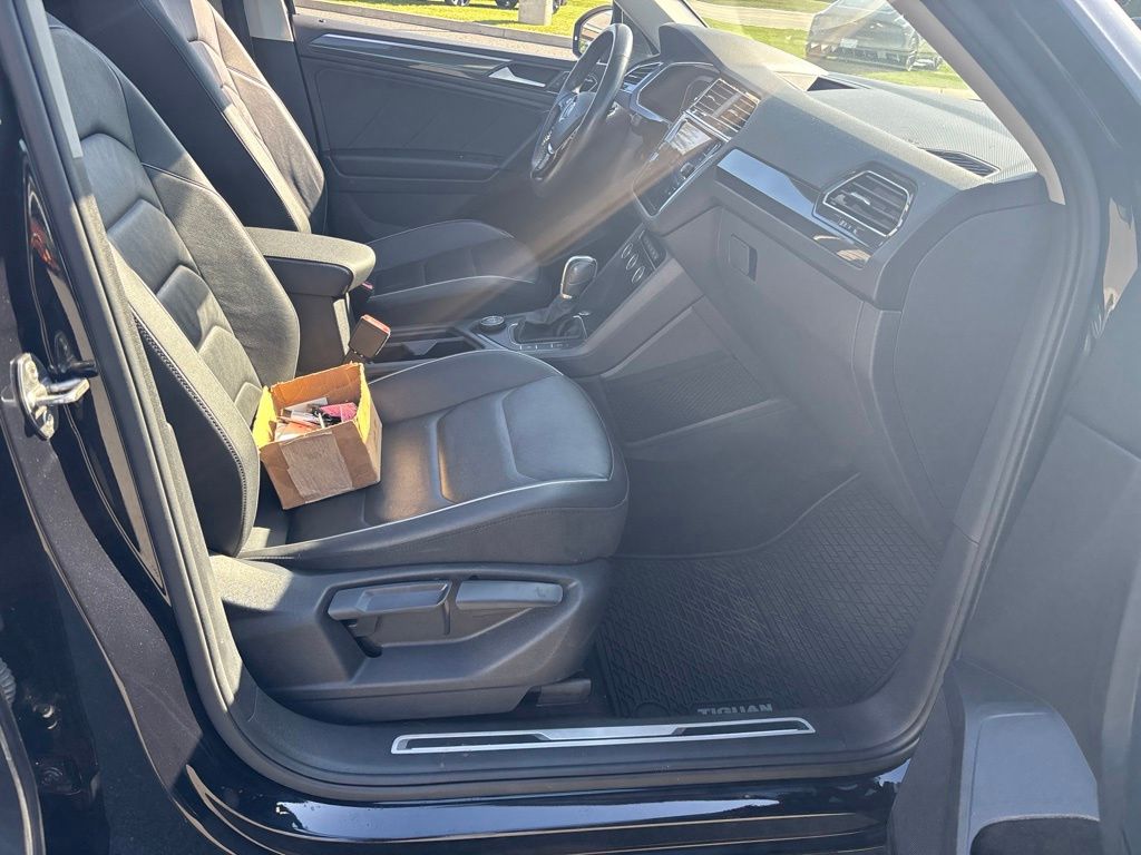 2019 Volkswagen Tiguan SEL Premium - Photo 34