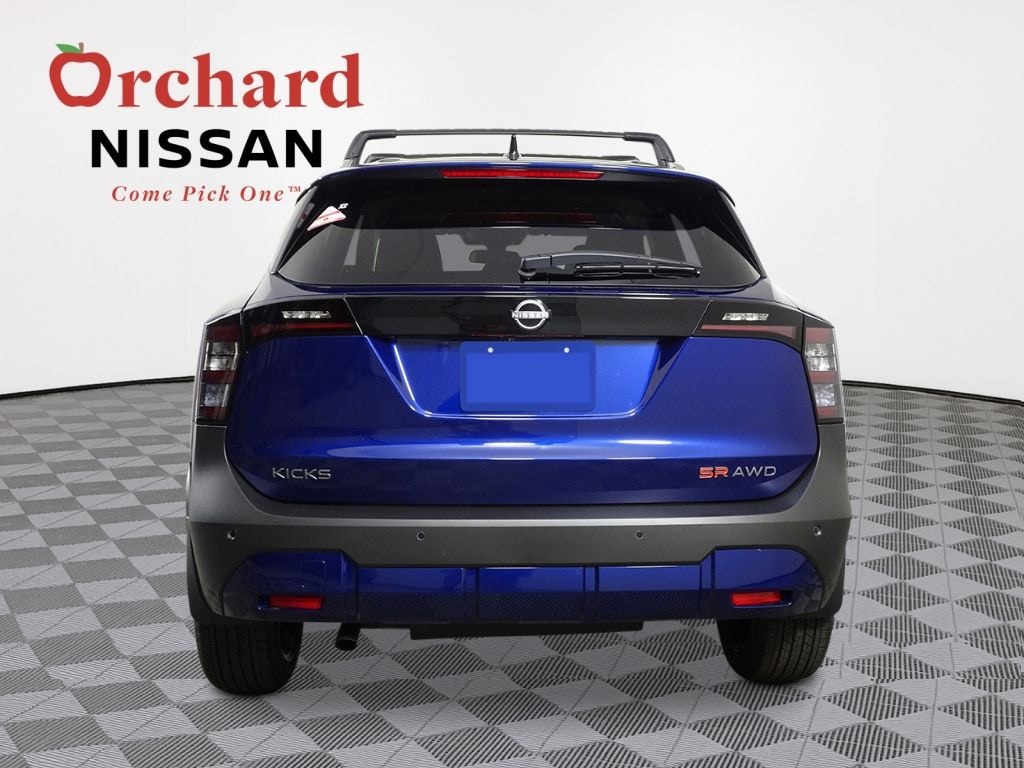 New 2026 Nissan Kicks SR SUV
