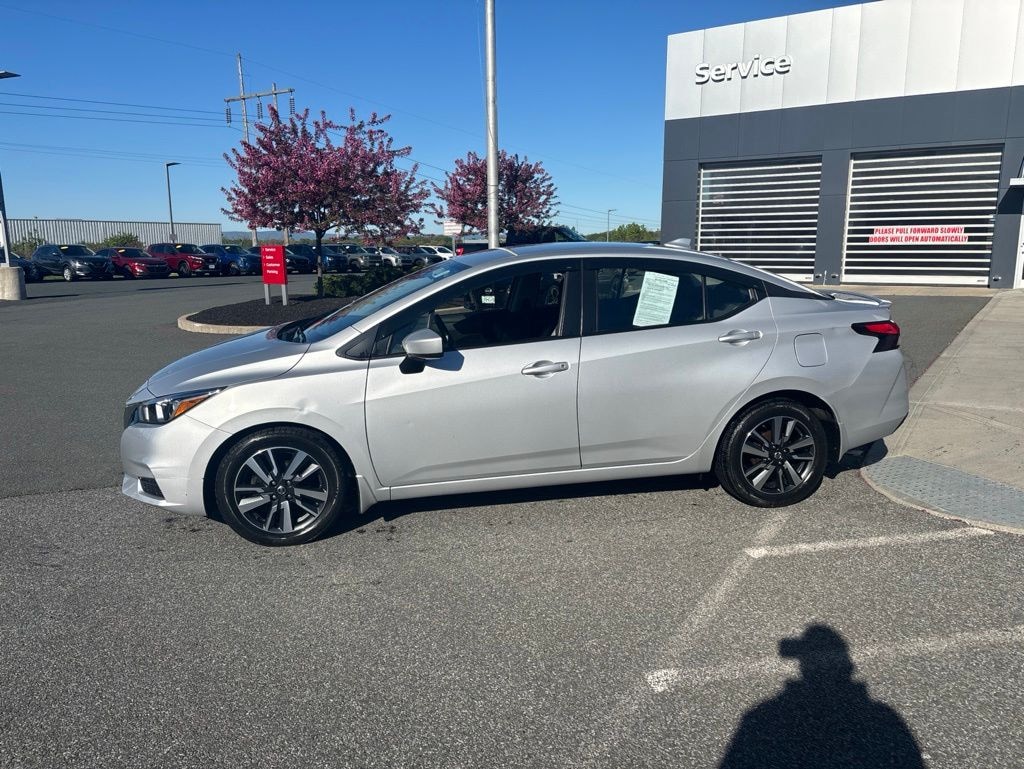 Used 2022 Nissan Versa 1.6 SV Sedan