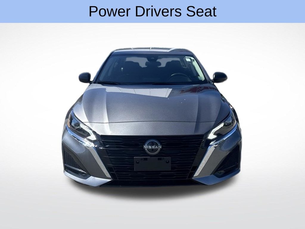 Used 2024 Nissan Altima 2.5 SV Sedan
