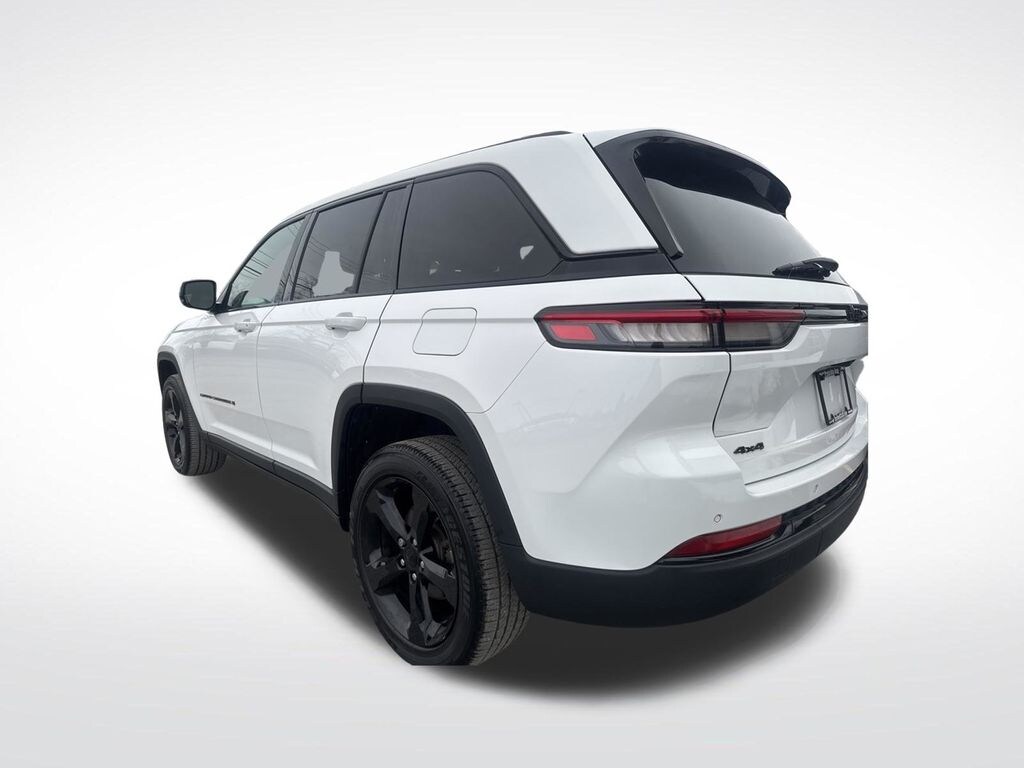 Used 2023 Jeep Grand Cherokee Altitude X SUV