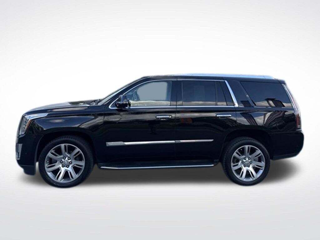 Used 2018 Cadillac Escalade Luxury SUV