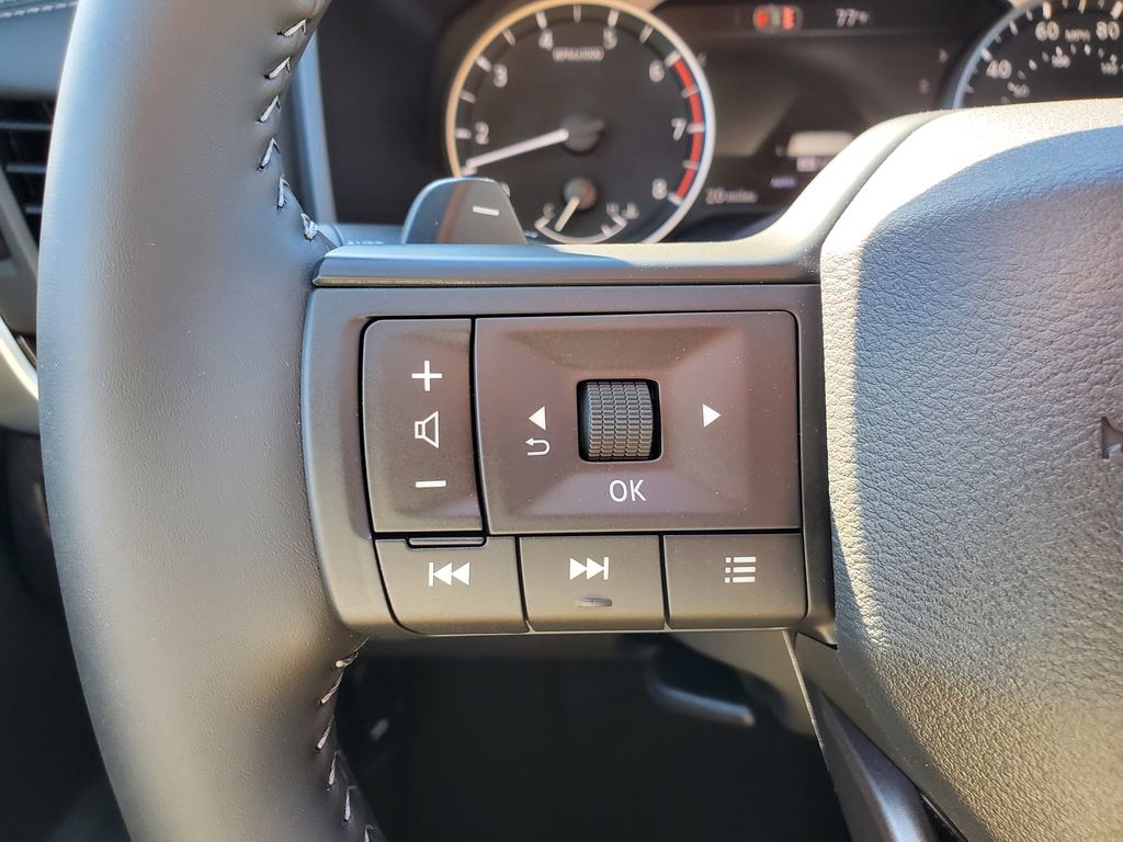 2026 Nissan Rogue SV - Photo 10