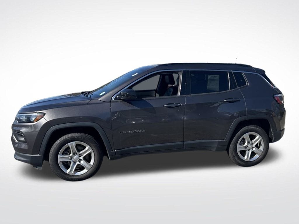 Used 2024 Jeep Compass Latitude SUV