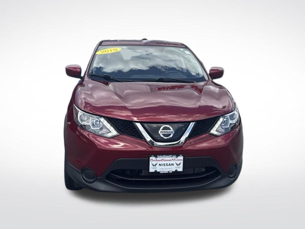 Used 2019 Nissan Rogue Sport S with VIN JN1BJ1CR2KW323572 for sale in Latham, NY