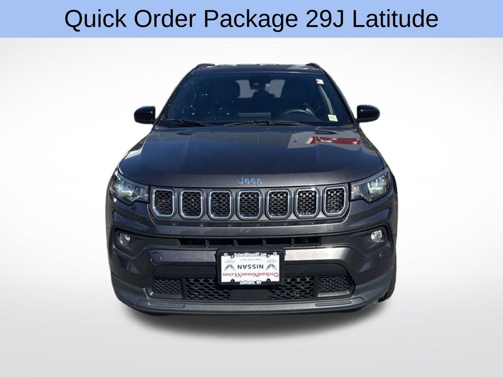 Used 2024 Jeep Compass Latitude SUV