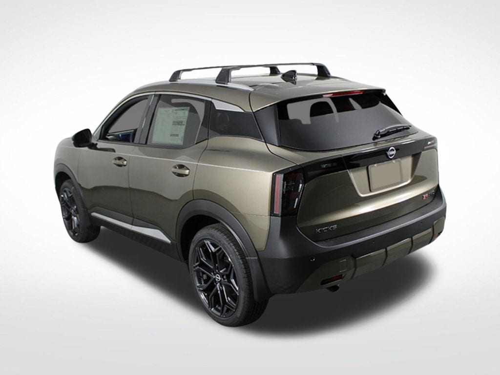 New 2026 Nissan Kicks SR SUV