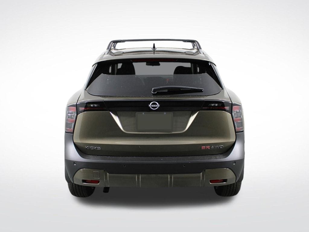 New 2026 Nissan Kicks SR SUV