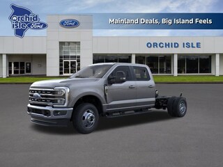 2025 Ford F-350 Chassis Lariat TRUCK