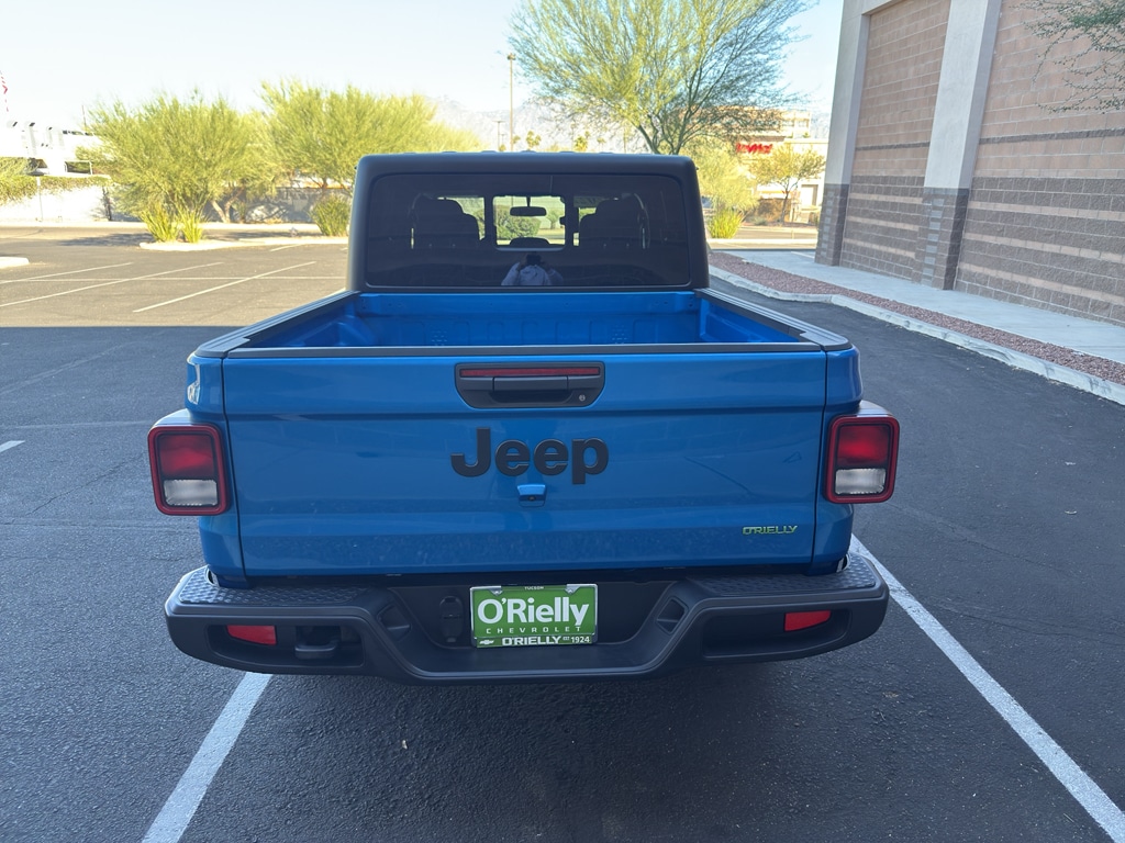 Used 2022 Jeep Gladiator Willys