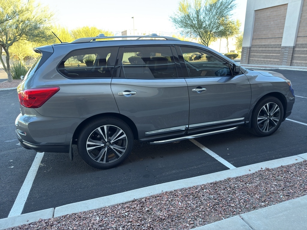 Used 2017 Nissan Pathfinder Platinum