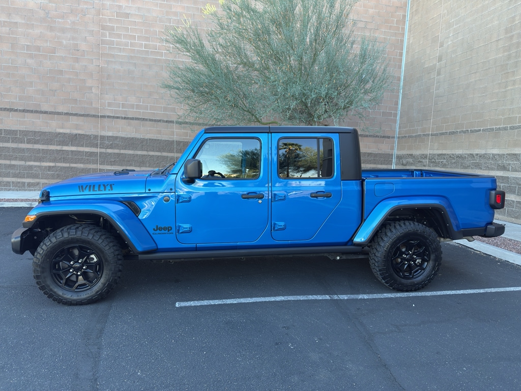 Used 2022 Jeep Gladiator Willys