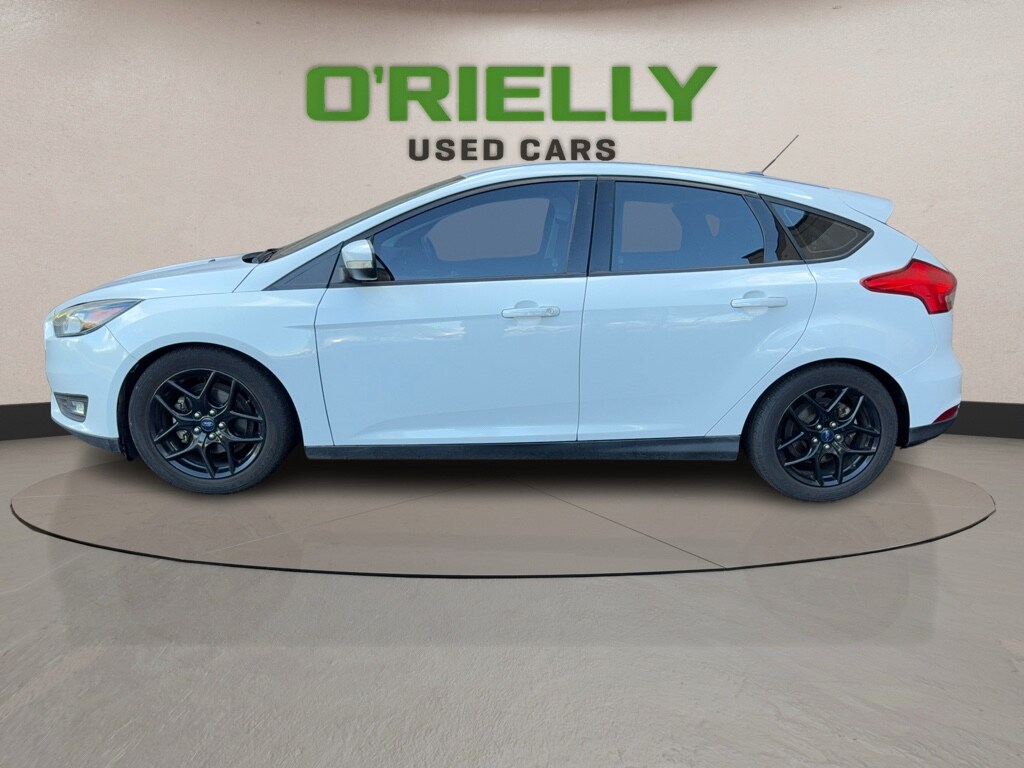 Used 2016 Ford Focus SE Hatchback