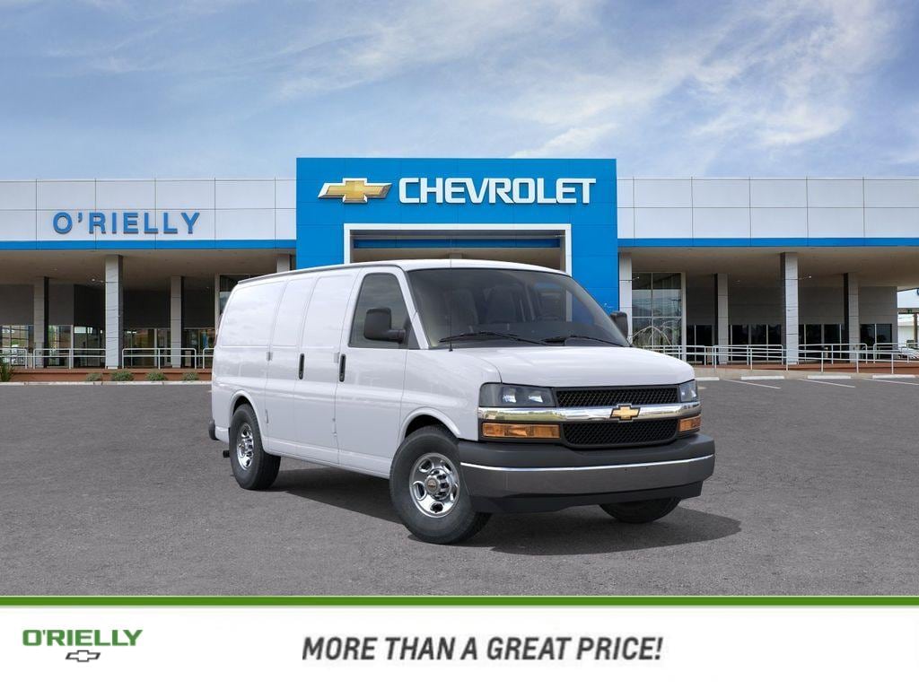 2026 Chevrolet Express 2500 Work Van HD's photo