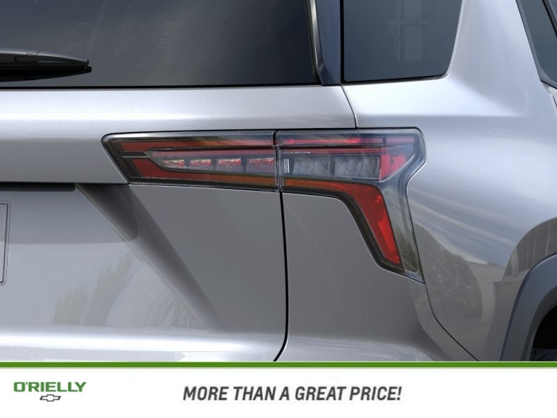 2027 Chevrolet Equinox LT - Photo 11