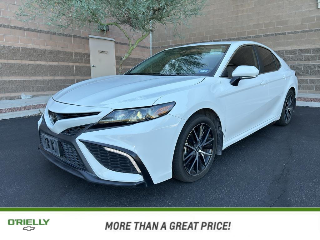 Used 2023 Toyota Camry SE