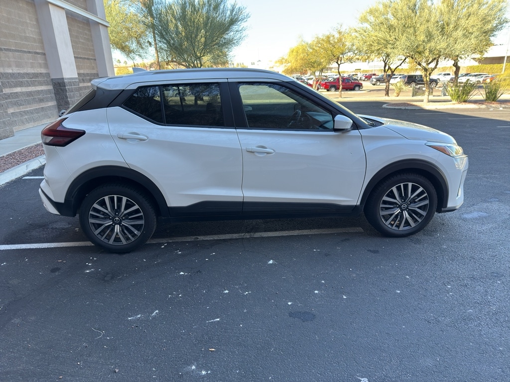 Used 2021 Nissan Kicks SV
