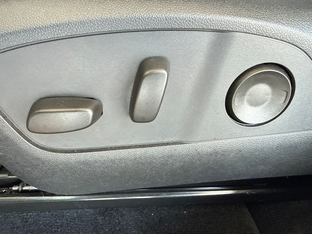2026 Chevrolet Equinox EV 2LT - Photo 13
