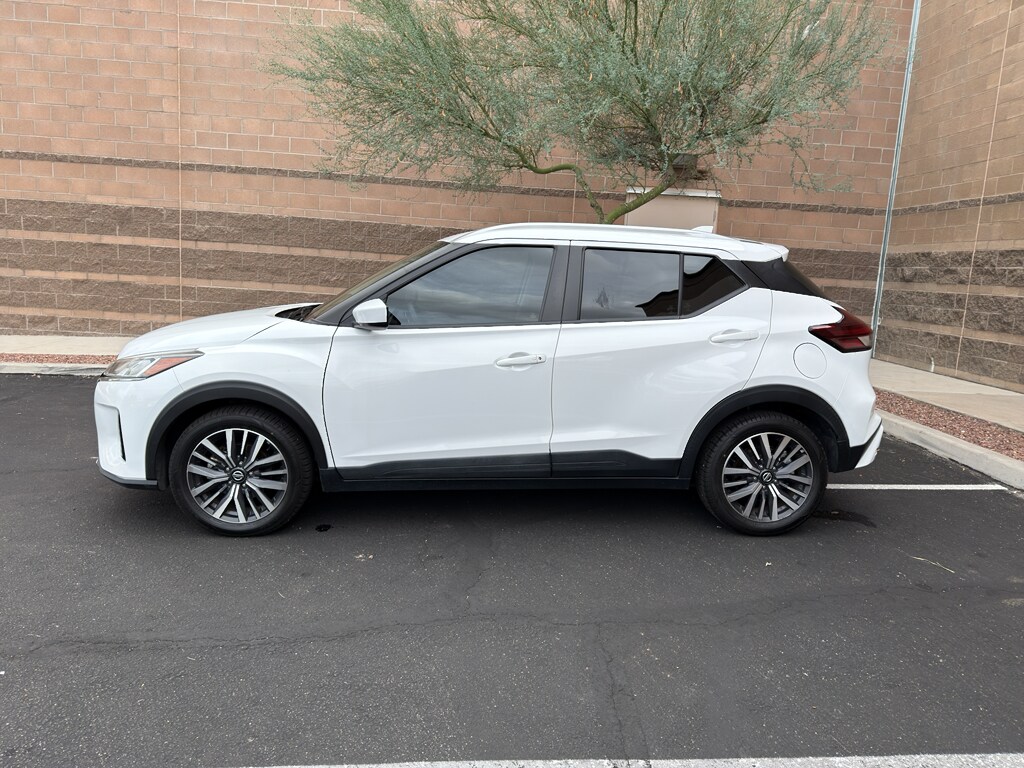 Used 2021 Nissan Kicks SV