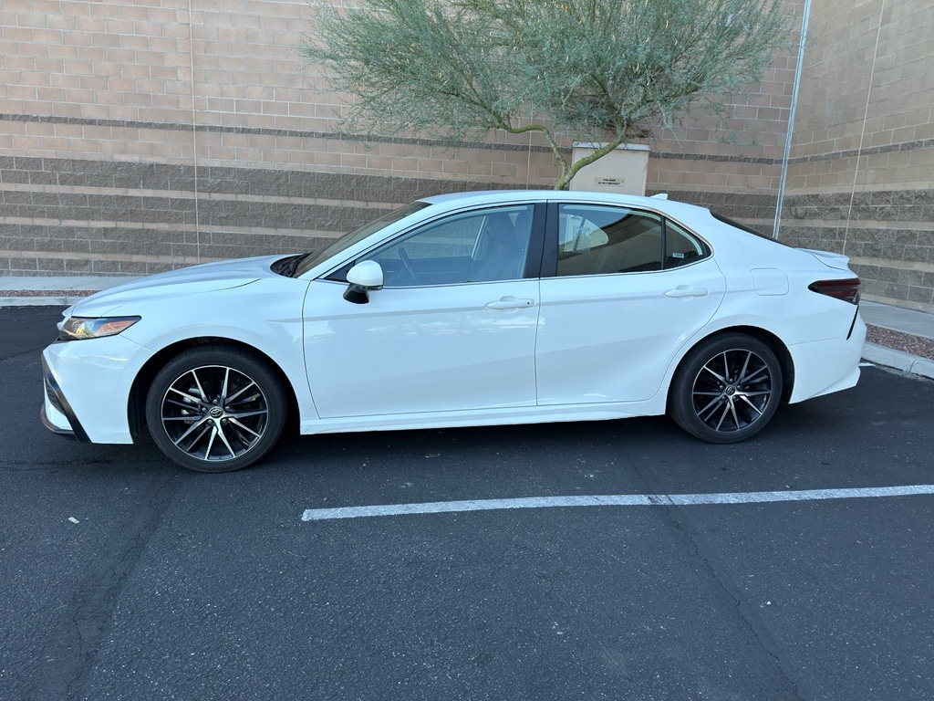 Used 2024 Toyota Camry SE Night