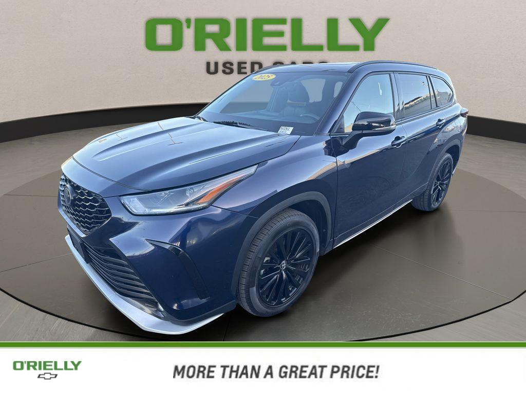 2025 Toyota Highlander LE