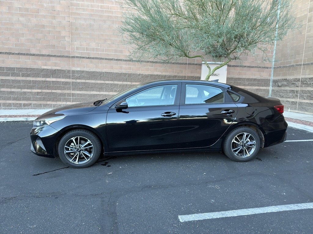 Used 2023 Kia Forte LX/LXS