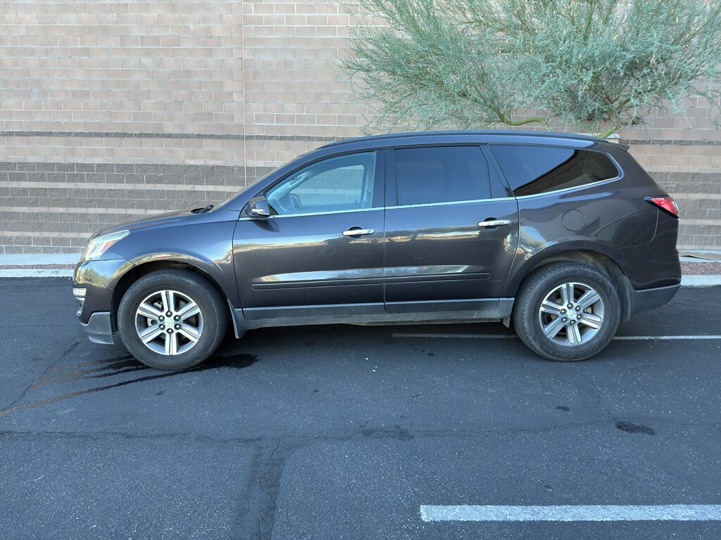 Used 2015 Chevrolet Traverse LT SUV