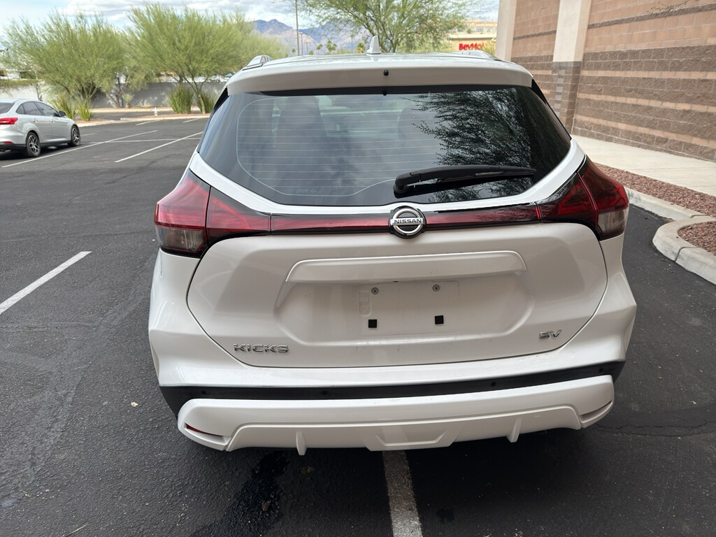 Used 2021 Nissan Kicks SV