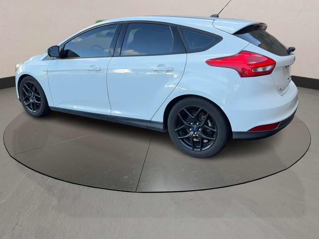 Used 2016 Ford Focus SE Hatchback