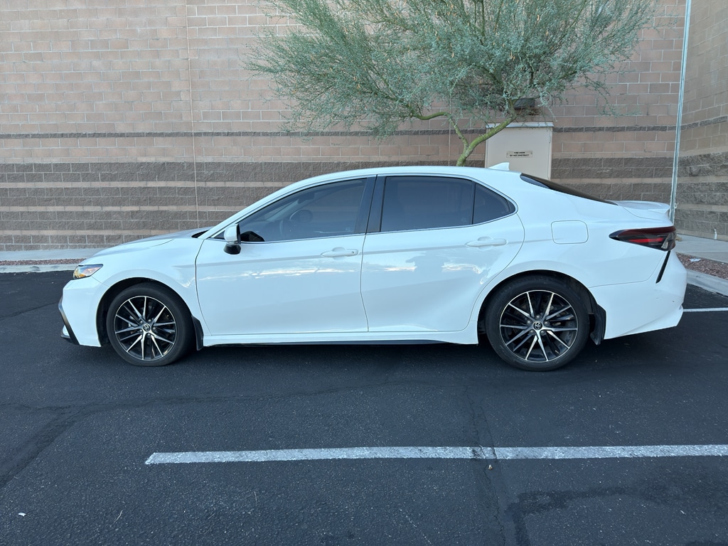 Used 2023 Toyota Camry SE