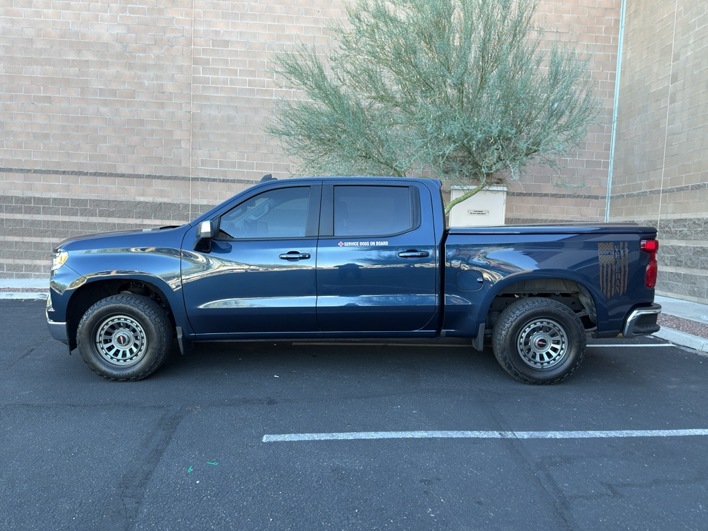 Used 2023 Chevrolet Silverado 1500 LT Truck