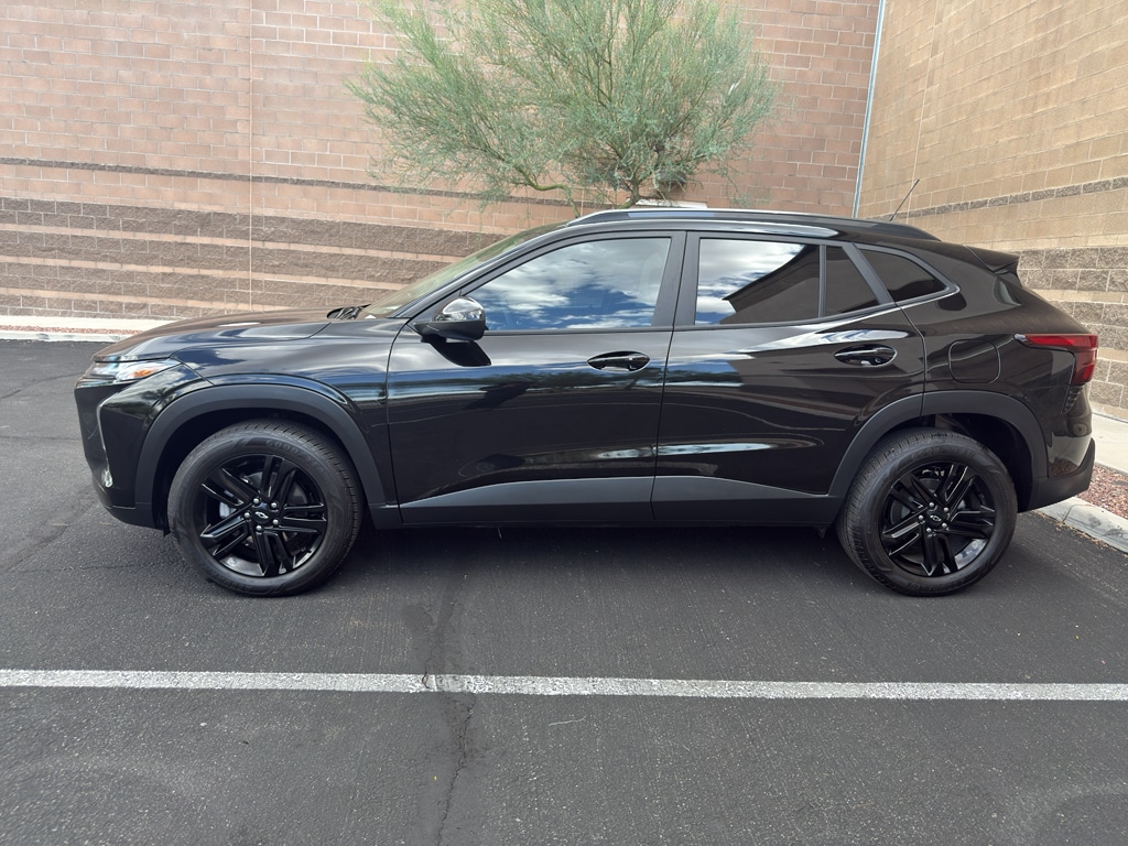 Certified 2025 Chevrolet Trax Activ SUV