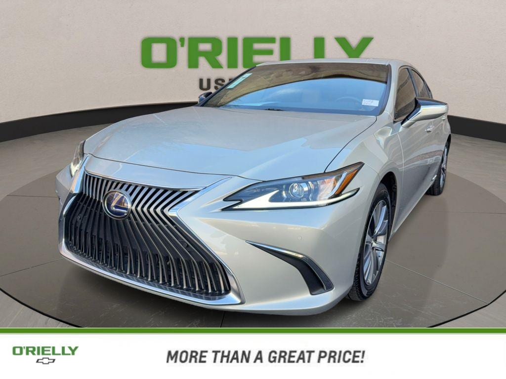 2021 Lexus ES Hybrid 300h's photo