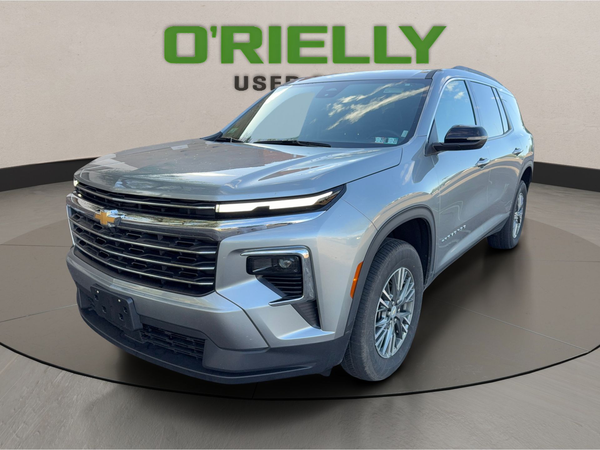 2025 Chevrolet Traverse LT