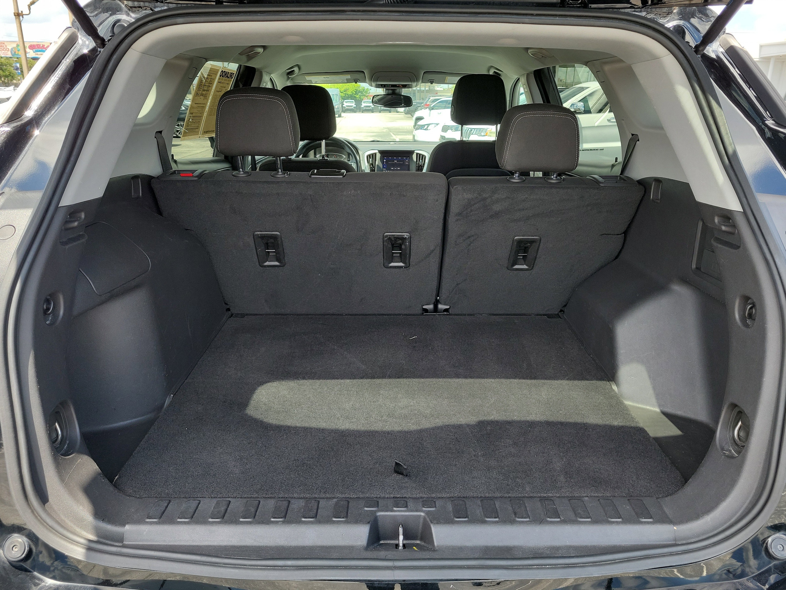 2024 GMC Terrain SLE - Photo 10